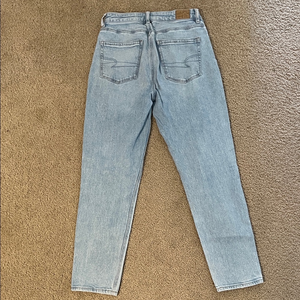 American Eagle Strigid Mom Jean - Picture 2 of 6